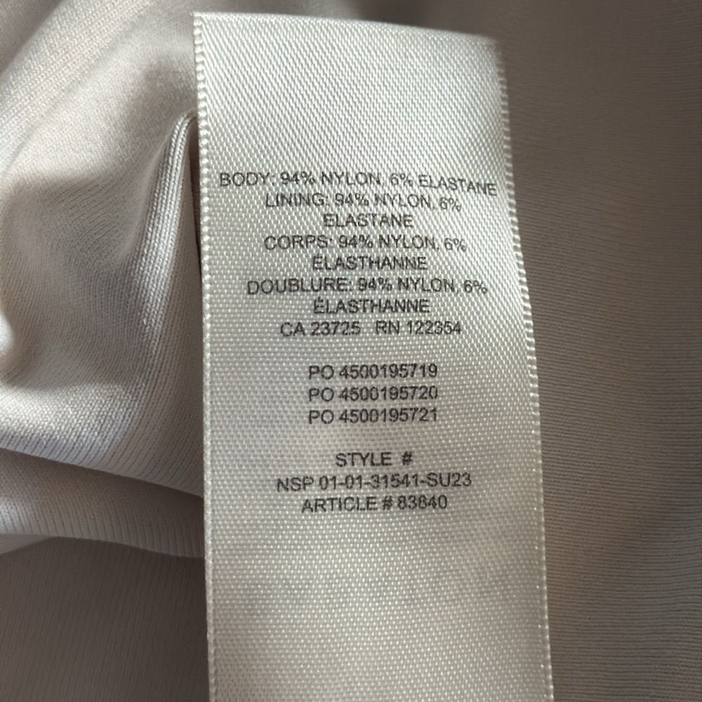 Aritzia Babaton | Contour Crop Shirt - Picture 8 of 8